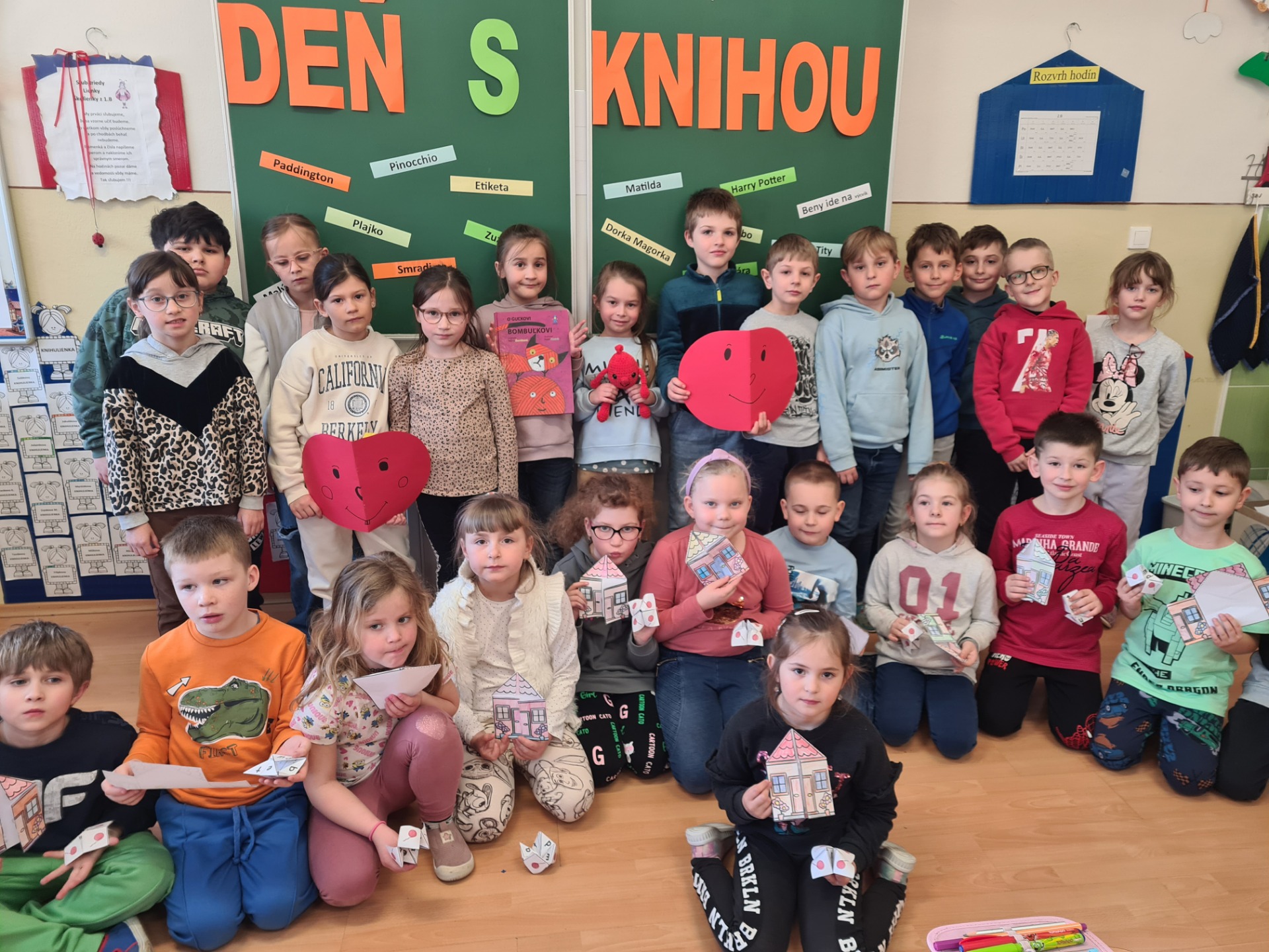 Rovesnícke učenie s prvákmi - Marec - mesiac knihy