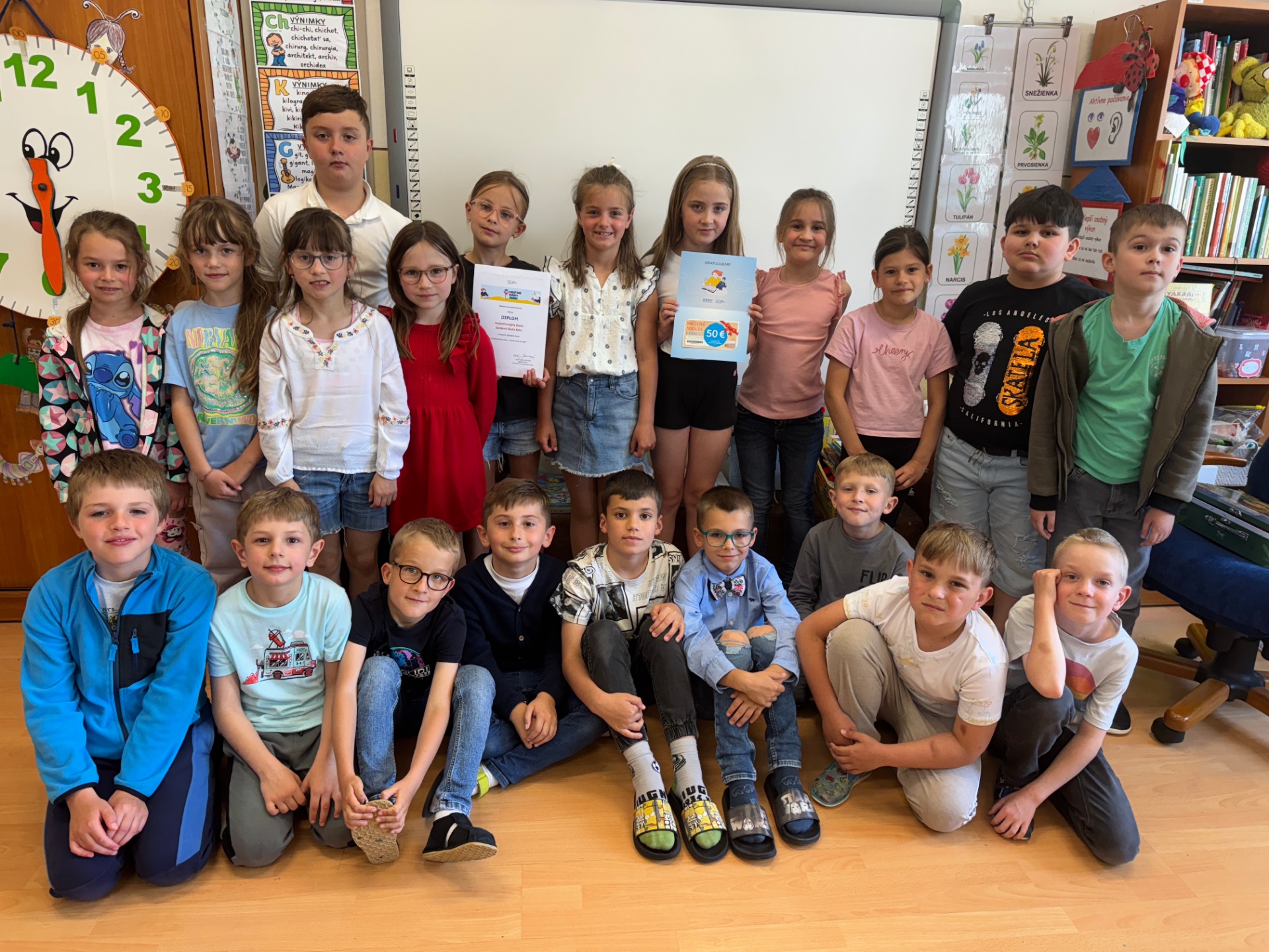 Vráťme knihy do škôl - celoslovenská súťaž :)