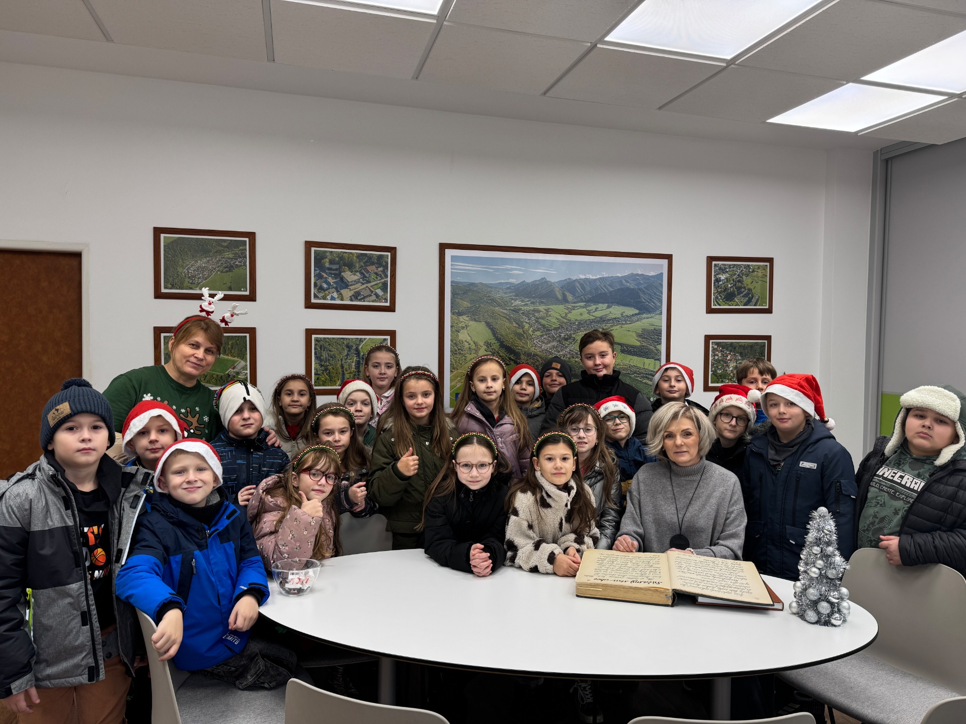 Návšteva Obecného úradu v Belej - 17. december 2025